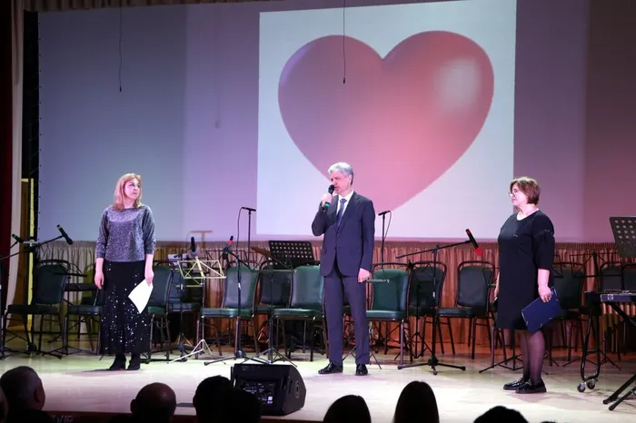 photo_5215417567252517663_y