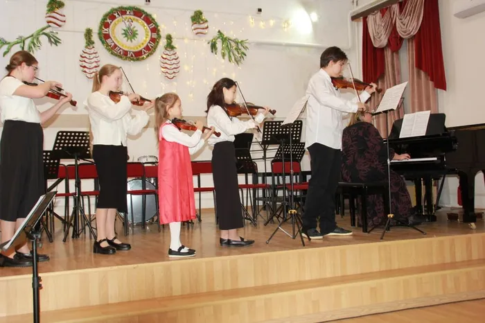 photo_5449380851230640959_y